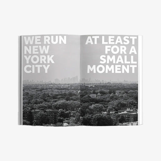 WHITEBOOK 01 - IT´S A CIRCLE (REGULAR EDITION)