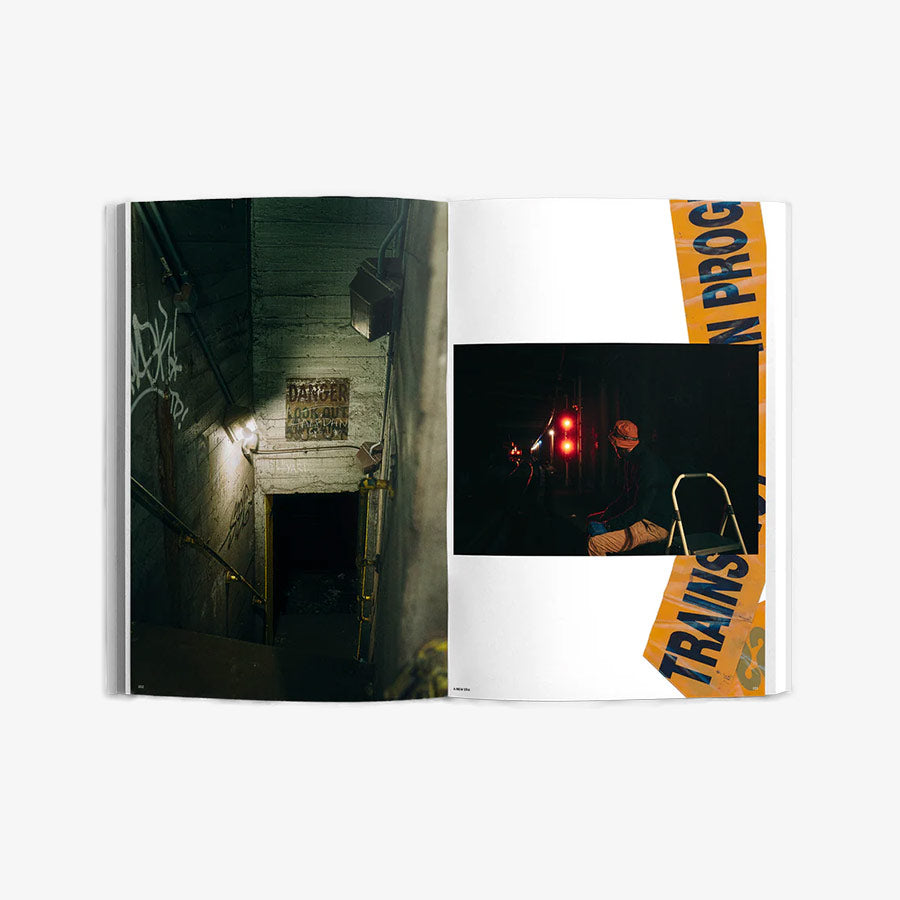 WHITEBOOK 01 - IT´S A CIRCLE (REGULAR EDITION)