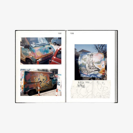 My name is Sign, Paris is mine