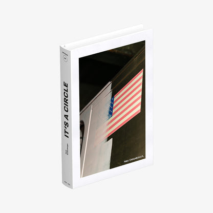 WHITEBOOK 01 - IT´S A CIRCLE (REGULAR EDITION)