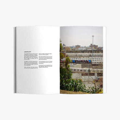 WHITEBOOK 01 - IT´S A CIRCLE (REGULAR EDITION)