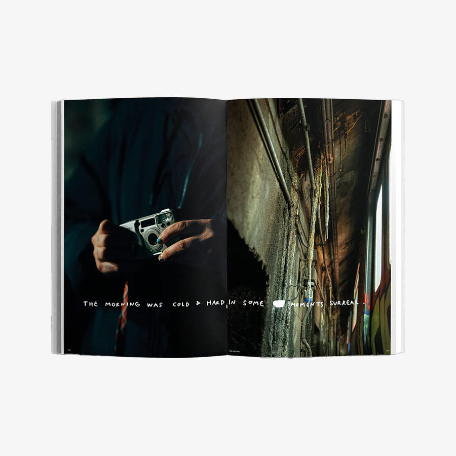 WHITEBOOK 01 - IT´S A CIRCLE (REGULAR EDITION)