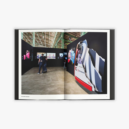 ART IN TRANSIT AND BEYOND – Hallenkunst Katalog