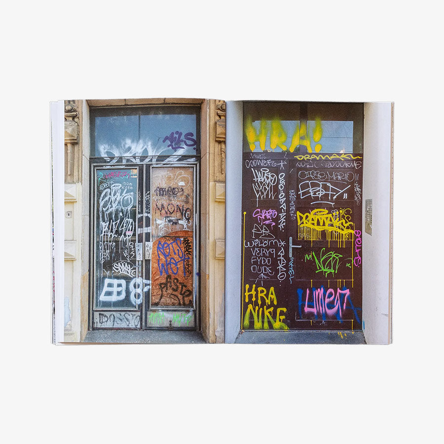 PRAHA TOURIST INFORMATION