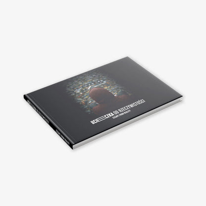 Doktor IDMTR - Escape From Reality Book