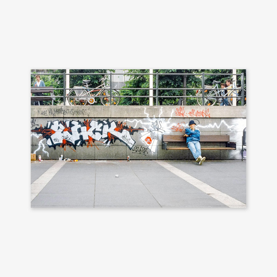 EINE STADT WIRD BUNT.