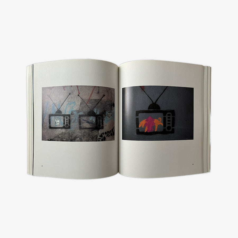 [USED] Soho Walls: Beyond Graffiti (1990)